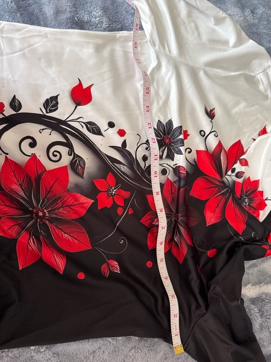 Oriental high neck Black and White Floral Long Sleeve Top - Picture 11 of 14